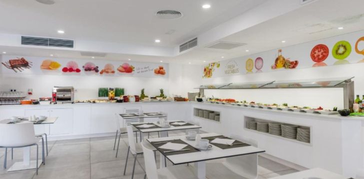WELIKE TRITON BEACH HOTEL - klientų vertinamas, kaip geras kainos ir kokybės santykis.