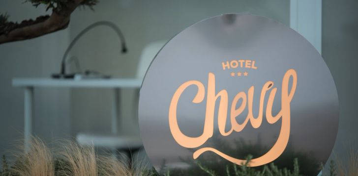 Apsistokite HOTEL CHEVY viešbutyje už gerą kainą.