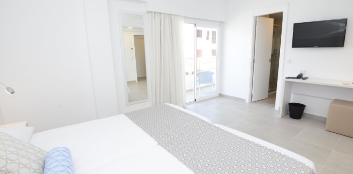 Planuoji kelionę į Ispanija? apsistokite 3 viešbutyje HOTEL CHEVY. 