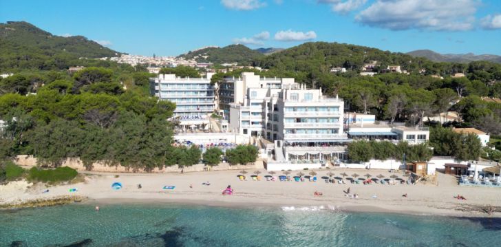 Apsistokite HOTEL NA FORANA viešbutyje už gerą kainą. 
