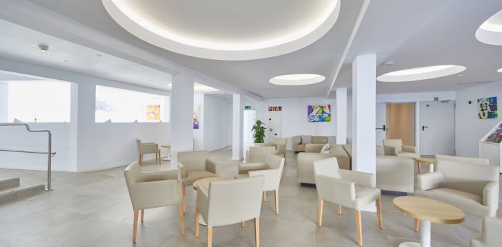 HOTEL ILUSION MOREYO (ADULTS ONLY) - klientų vertinamas, kaip geras kainos ir kokybės santykis.