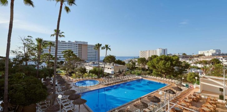 Planuoji kelionę į Ispanija? apsistokite 3 viešbutyje ALUASUN CALA ANTENA. 
