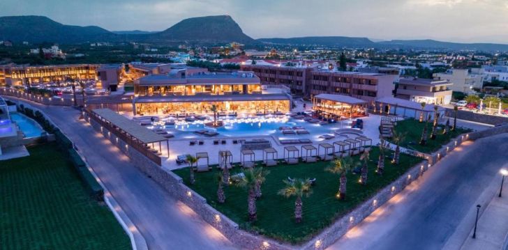 Geras kainos ir kokybės santykis atostogoms - viešbutis SENSEANA SEA SIDE RESORT & AQUADVENTURE