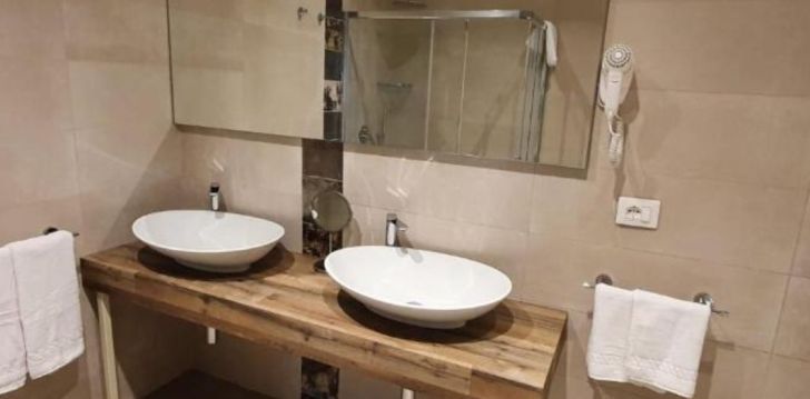 AMSTERDAM SUITE HOTEL & SPA - klientų vertinamas, kaip geras kainos ir kokybės santykis.