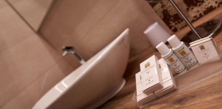Geras kainos ir kokybės santykis atostogoms - viešbutis AMSTERDAM SUITE HOTEL & SPA