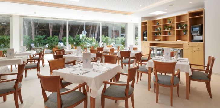 Patogus viešbutis jūsų kelionei – 4* HIPOTELS BAHIA GRANDE