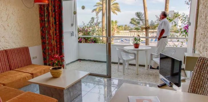 Viešbutis APARTAMENTOS MATORRAL įsikūręs Ispanija.