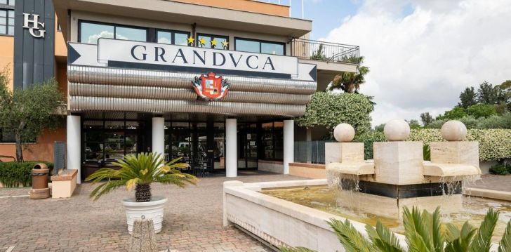 Viešbutis GRANDUCA įsikūręs Italija. 