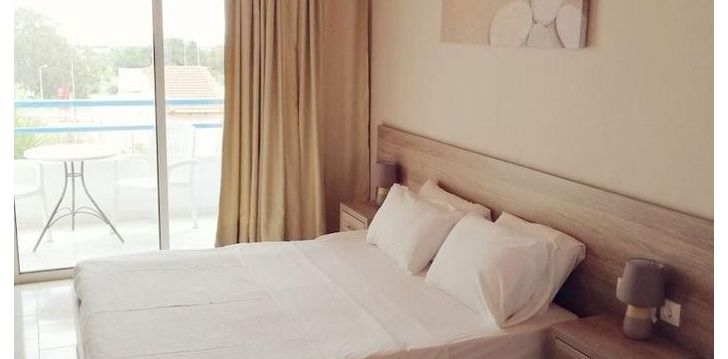 HOTEL RODOS BLUE RESORT - klientų vertinamas, kaip geras kainos ir kokybės santykis.