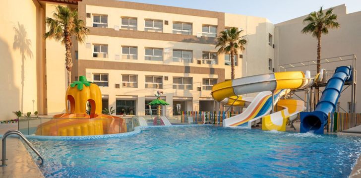 Apsistokite HILTON SKANES MONASTIR BEACH RESORT viešbutyje už gerą kainą.
