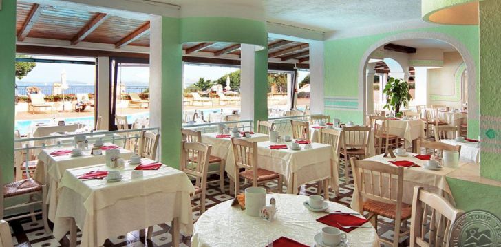 Apsistokite GRAND HOTEL SMERALDO BEACH viešbutyje už gerą kainą.