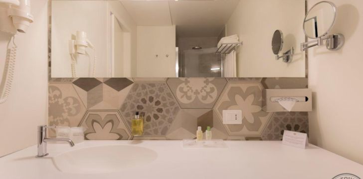 Apgyvendinimas 4* BAIA DEL SOLE RESORT