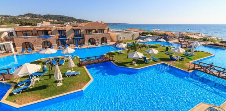 Apsistokite ALDEMAR OLYMPIAN VILLAGE viešbutyje už gerą kainą. 