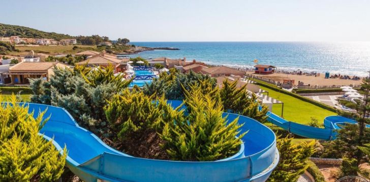 Apsistokite ALDEMAR OLYMPIAN VILLAGE viešbutyje už gerą kainą.