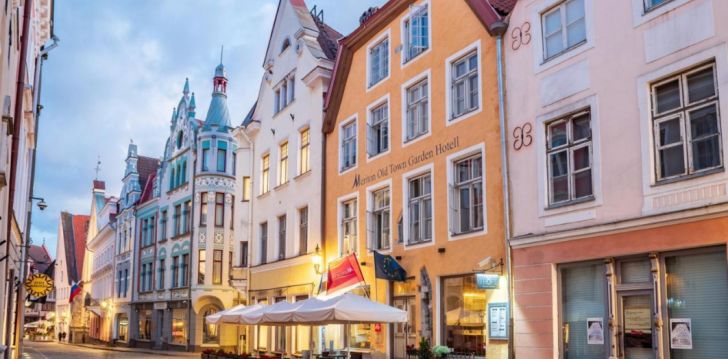 Apsistokite MERITON OLD TOWN GARDEN HOTEL viešbutyje už gerą kainą. 