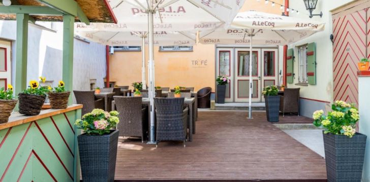 Apsistokite MERITON OLD TOWN GARDEN HOTEL viešbutyje už gerą kainą.