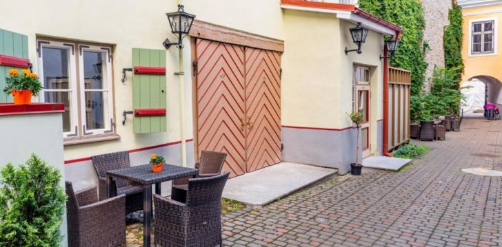 Patogus viešbutis jūsų kelionei – 3* MERITON OLD TOWN GARDEN HOTEL