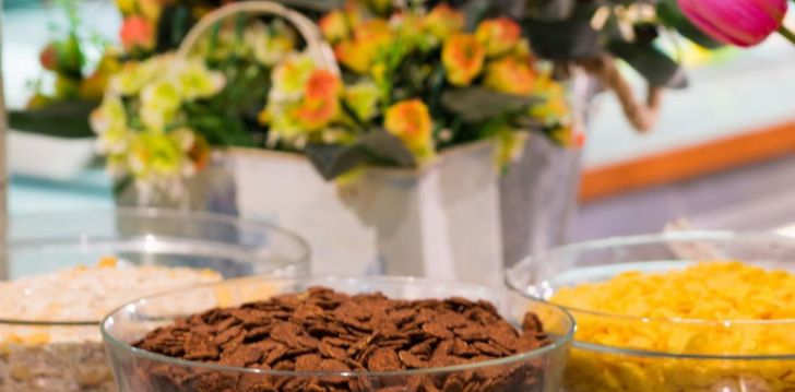 Rinkitės viešbutį CNIC GEMINI HOTEL kelionei į Graikija