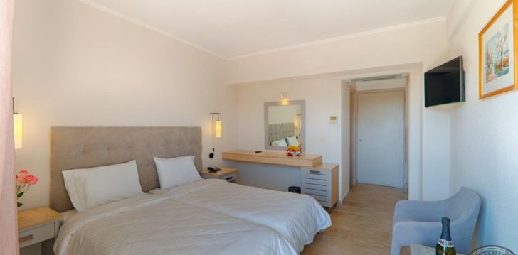 Planuoji kelionę į Graikija? apsistokite 4 viešbutyje LIVADI NAFSIKA HOTEL (ADULTS ONLY). 