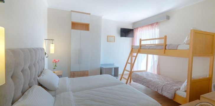 Viešbutis LIVADI NAFSIKA HOTEL (ADULTS ONLY) įsikūręs Graikija. 
