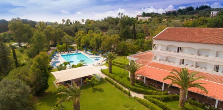 LIVADI NAFSIKA HOTEL (ADULTS ONLY) - klientų vertinamas, kaip geras kainos ir kokybės santykis. 