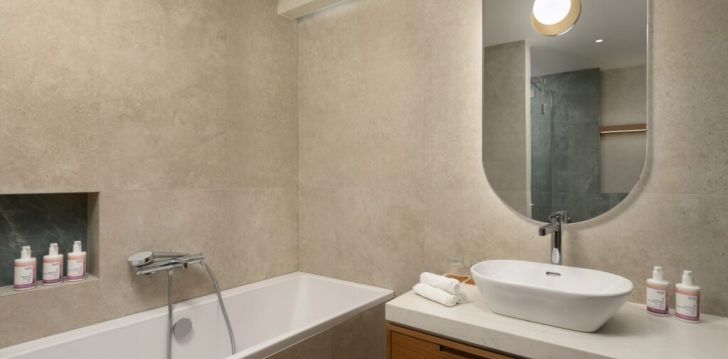 Rinkitės viešbutį MOVENPICK TEUTA KOTOR BAY kelionei į Juodkalnija