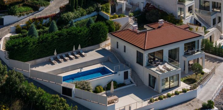 Planuoji kelionę į Juodkalnija? apsistokite 5 viešbutyje ANANTI REZEVICI MONTENEGRO. 