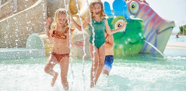 IBEROSTAR WAVES CALA DOMINGOS - klientų vertinamas, kaip geras kainos ir kokybės santykis. 