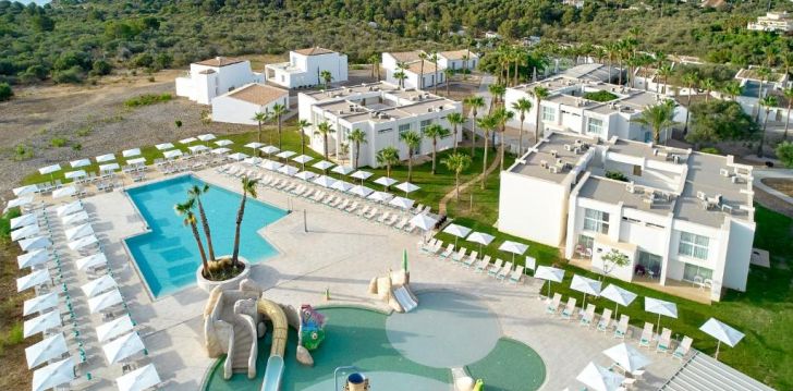 Atostogos Ispanija – apsistokite viešbutyje IBEROSTAR WAVES CALA DOMINGOS