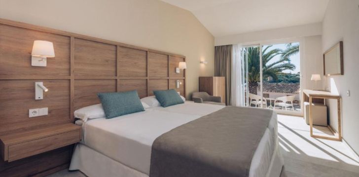 Apsistokite IBEROSTAR WAVES CALA DOMINGOS viešbutyje už gerą kainą.