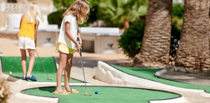 Patogus viešbutis jūsų kelionei – 4* IBEROSTAR WAVES CALA DOMINGOS