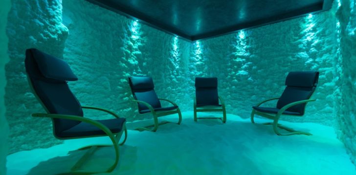 Tavęs laukia poilsis Albanija įsikūrusiame BRILLIANT HOTEL & SPA
