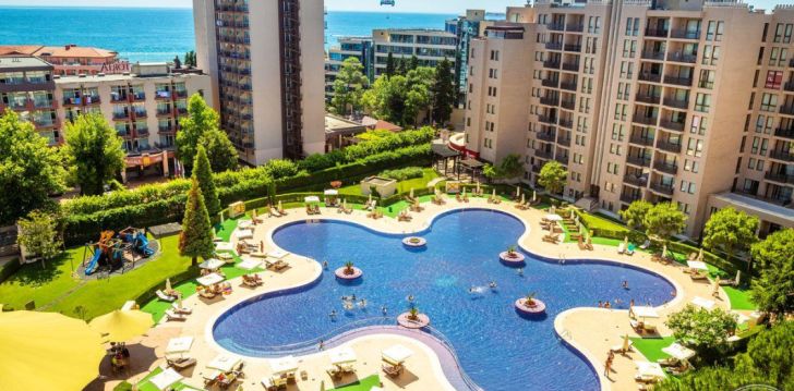 Apsistokite BARCELO ROYAL BEACH viešbutyje už gerą kainą. 