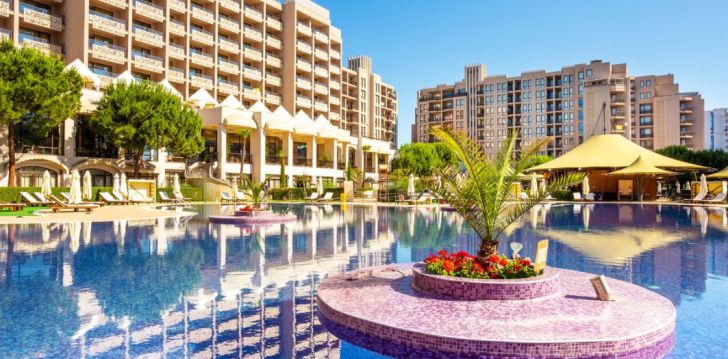BARCELO ROYAL BEACH - klientų vertinamas, kaip geras kainos ir kokybės santykis. 