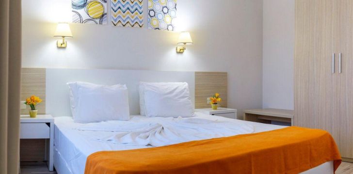 Rinkitės viešbutį HOTEL GARDEN NEVIS kelionei į Bulgarija