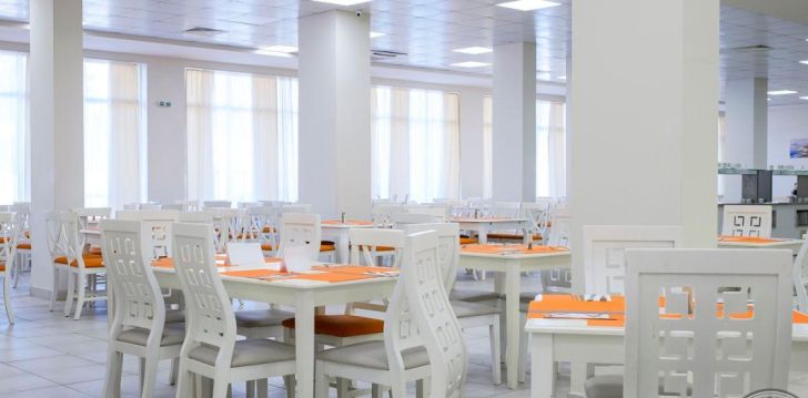 Rinkitės viešbutį HOTEL GARDEN NEVIS kelionei į Bulgarija