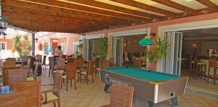 Viešbutis JOY HOTEL įsikūręs Graikija.