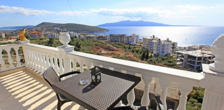 Apsistokite HOTEL KEOS viešbutyje už gerą kainą. 