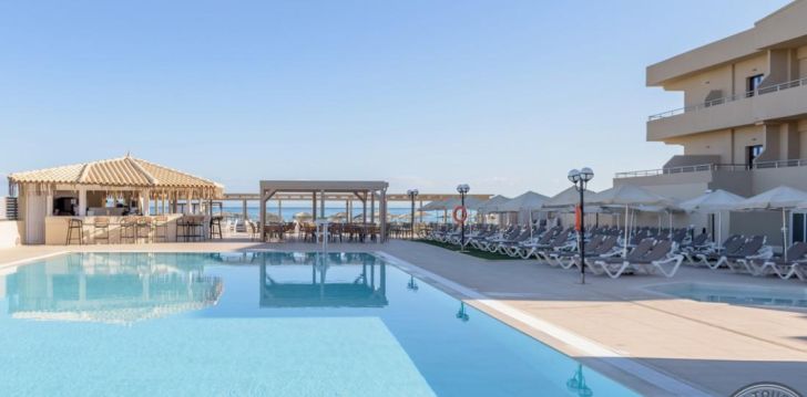 Apsistokite ZEUS HOTELS NEPTUNO BEACH viešbutyje už gerą kainą. 