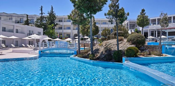 Planuoji kelionę į Graikija? apsistokite 4 viešbutyje KIOTARI MIRALUNA BEACH RESORT.