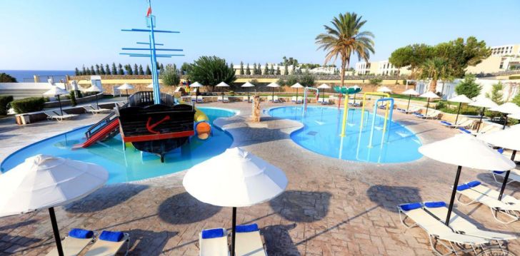 Viešbutis KIOTARI MIRALUNA BEACH RESORT įsikūręs Graikija.