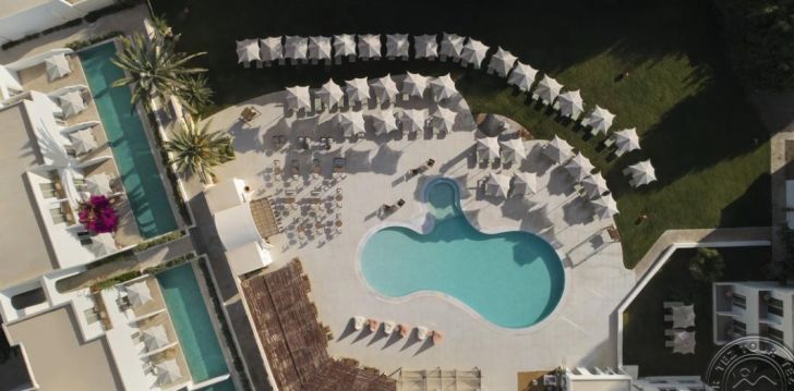 Apsistokite ABSOLUTE KIOTARI RESORT viešbutyje už gerą kainą. 