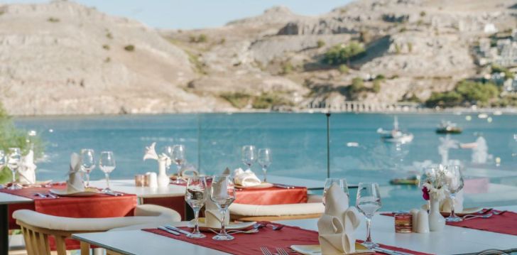 Rinkitės viešbutį LINDOS ROYAL RESORT kelionei į Graikija