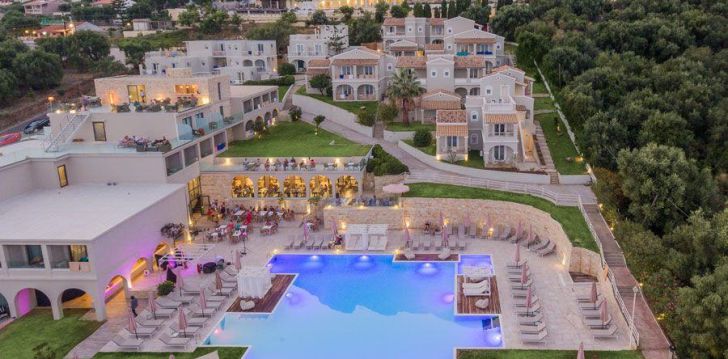 Viešbutis GOLDEN MARE BARBATI HOTEL įsikūręs Graikija.