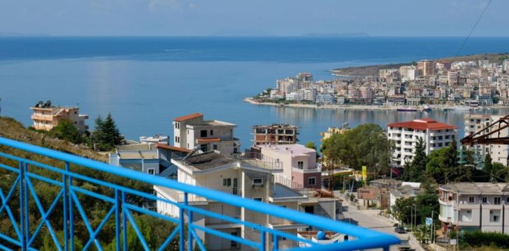 Apsistokite MIRACLE APARTMENTS viešbutyje už gerą kainą. 