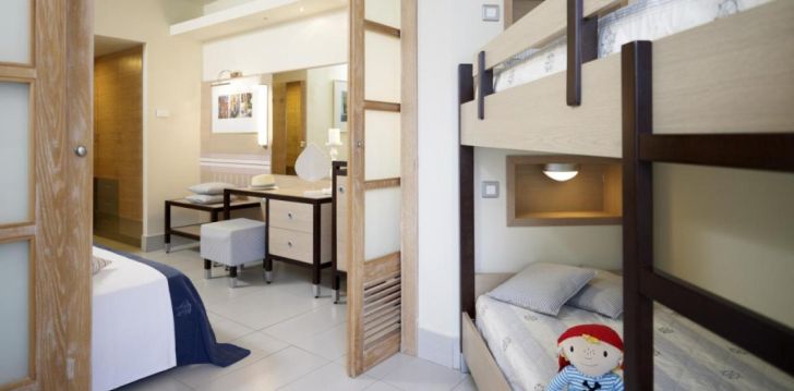 Planuoji kelionę į Graikija? apsistokite 4 viešbutyje ESPERIDES BEACH RESORT. 
