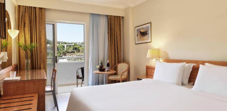 Apgyvendinimas 4* ESPERIDES BEACH RESORT