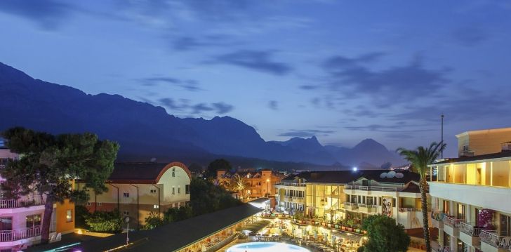 planuoji kelionę į Turkija? apsistokite 4 viešbutyje TU CASA GELIDONYA HOTEL.