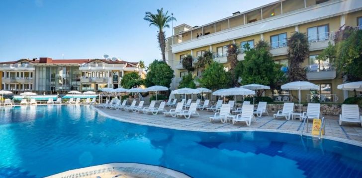 apsistokite TU CASA GELIDONYA HOTEL viešbutyje už gerą kainą.