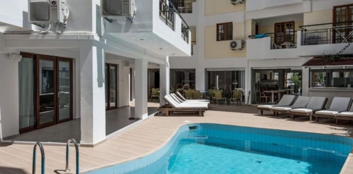 Viešbutis ARTEMIS HOTEL APARTMENTS įsikūręs Graikija.